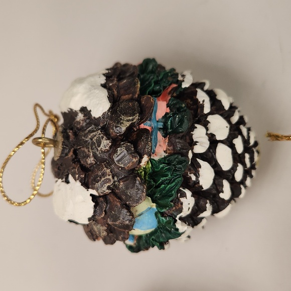 Set of 4 Woodland Pinecone Ornaments from 2003 - Picture 7 of 17